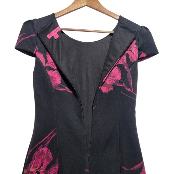Betsey Johnson Size 4 Black Pink Floral Dress Cap Sleeve Lined Zip‎ - Picture 4 of 5